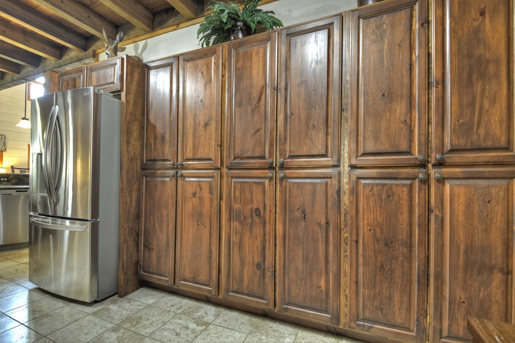 414922 Mineral Bluff Residential
