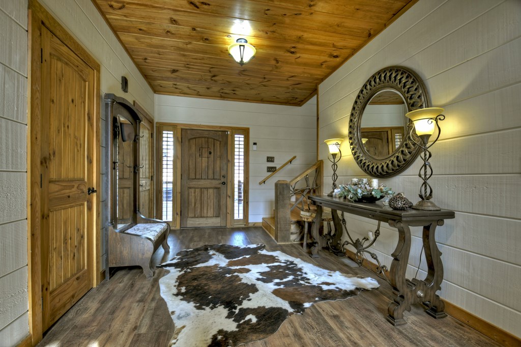 414922 Mineral Bluff Residential
