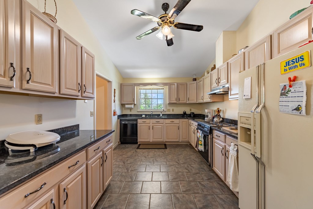 414930 Blue Ridge Residential