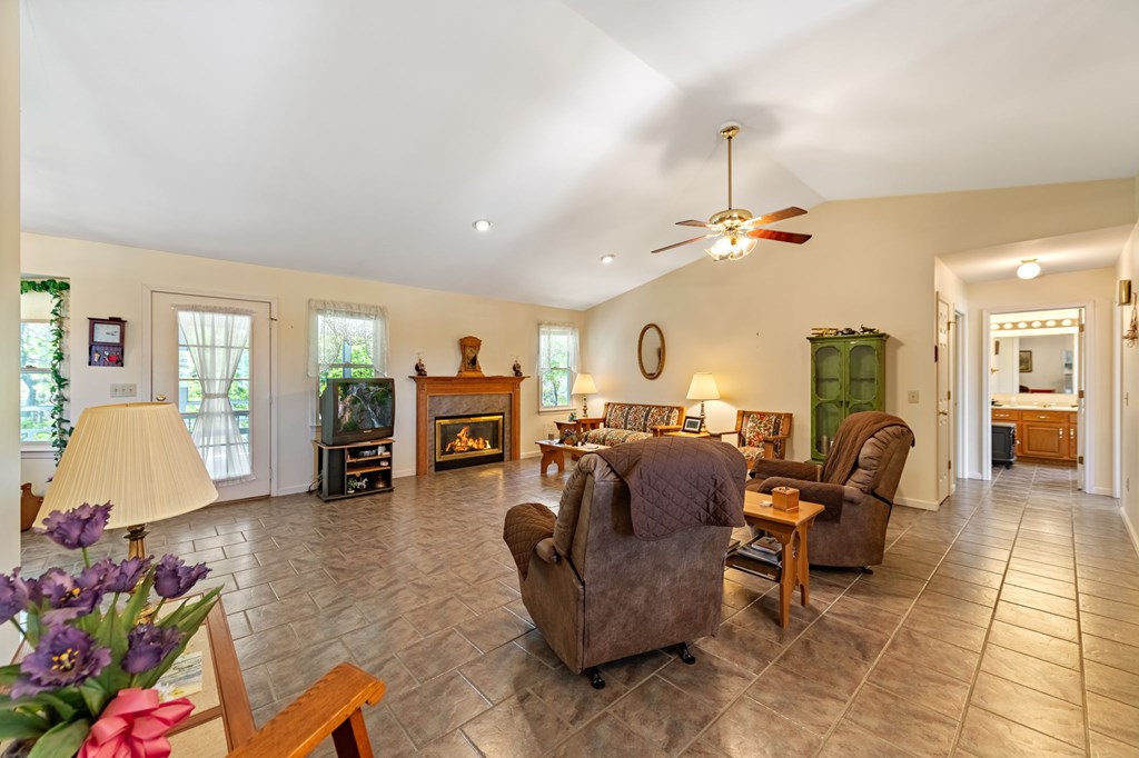 414930 Blue Ridge Residential