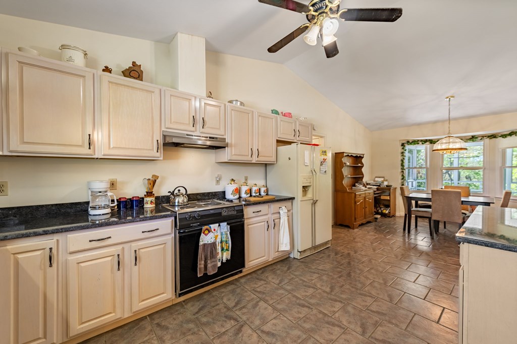 414930 Blue Ridge Residential