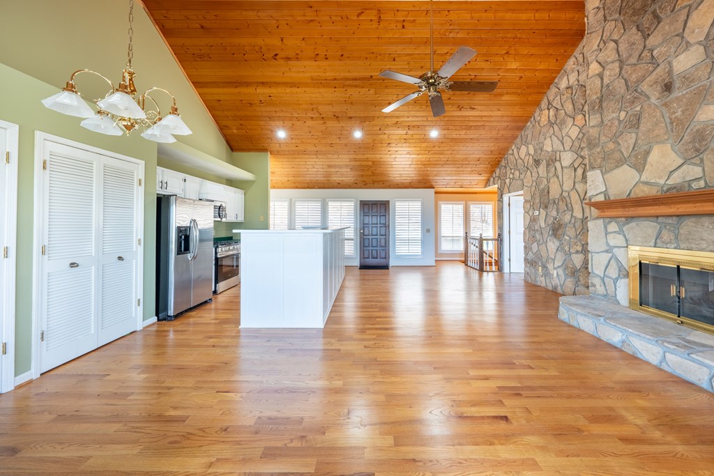 414931 Hiawassee Residential