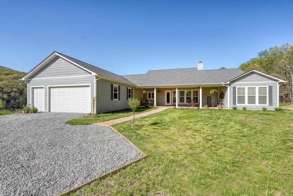 414932 Hayesville 