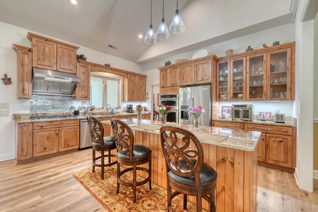 414932 Hayesville Residential