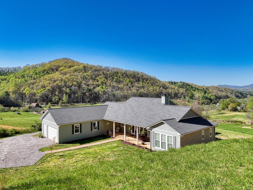 414932 Hayesville Residential