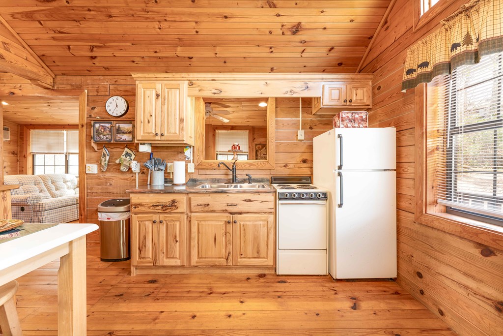 414935 Murphy Residential