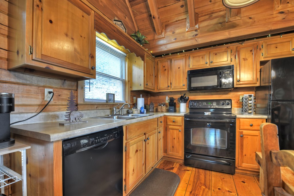 414941 Cherry Log Residential