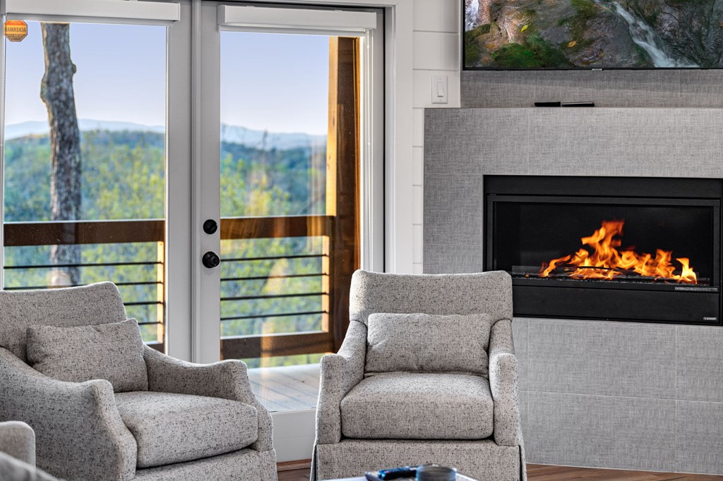 414942 Blue Ridge Residential