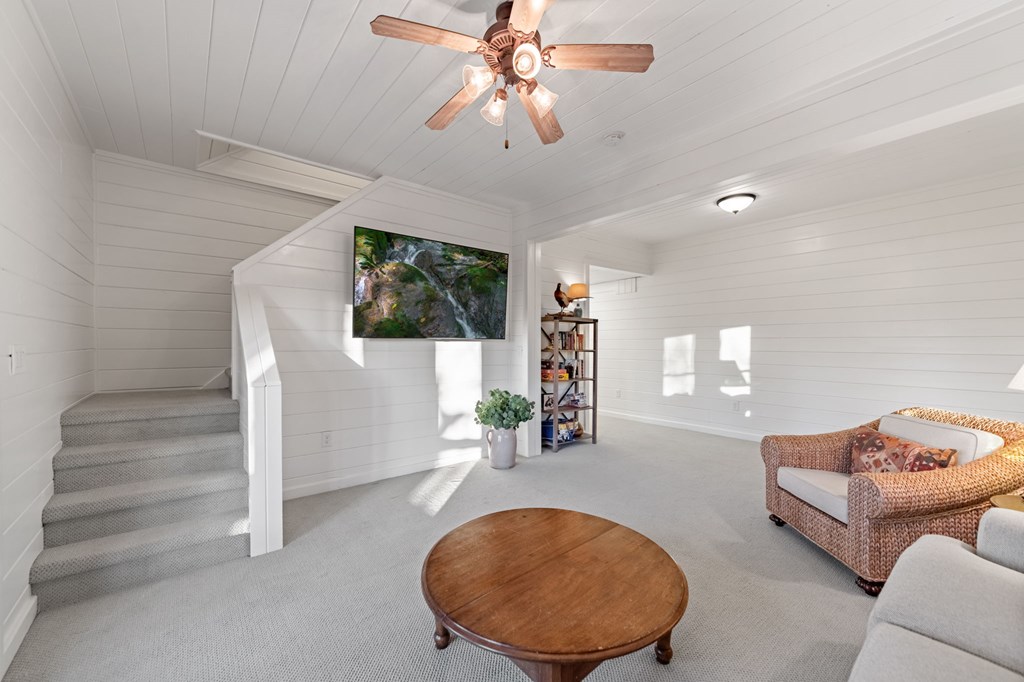 414942 Blue Ridge Residential