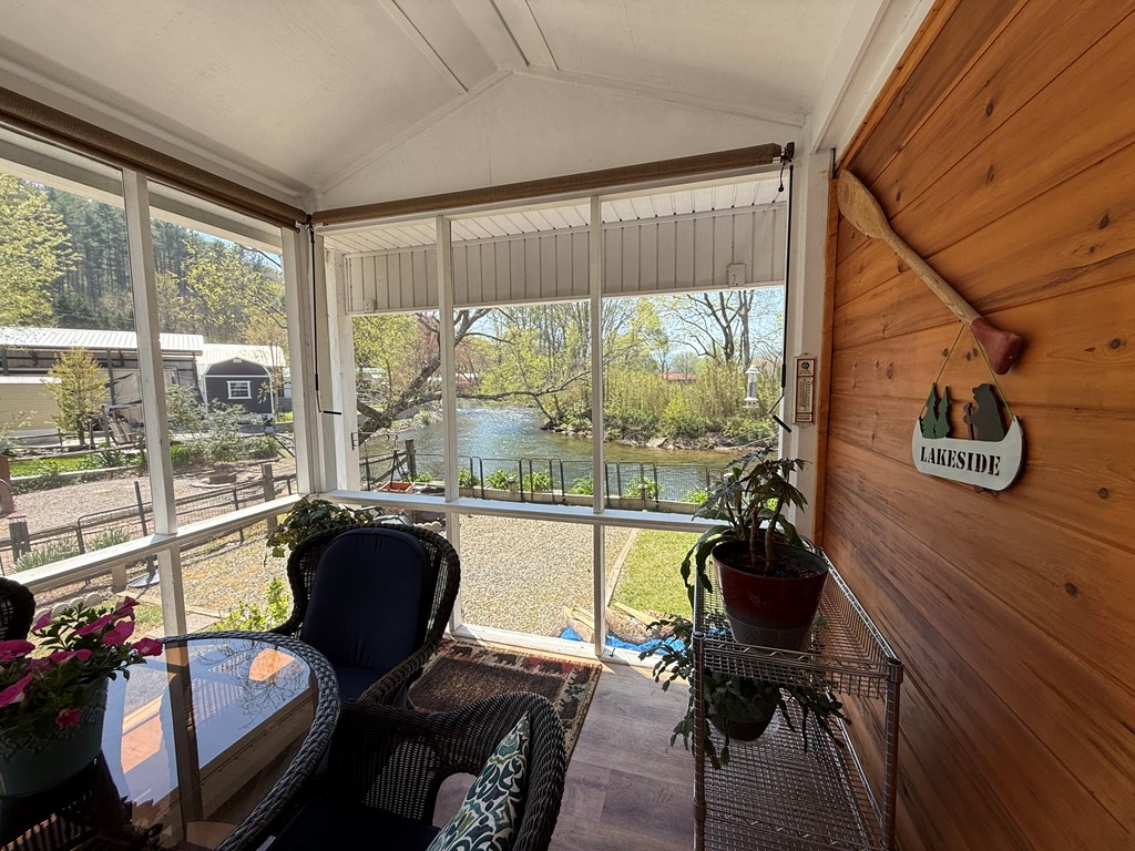 414943 Hiawassee Residential