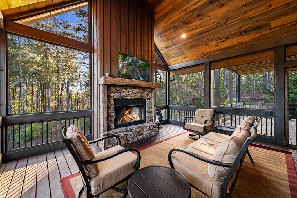 414944 Blue Ridge Residential
