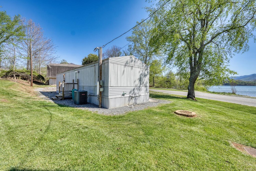 414949 Hiawassee Residential