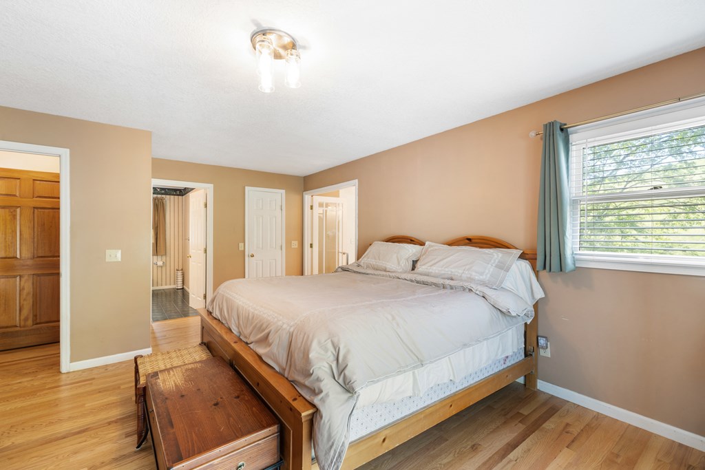 414951 Hayesville Residential