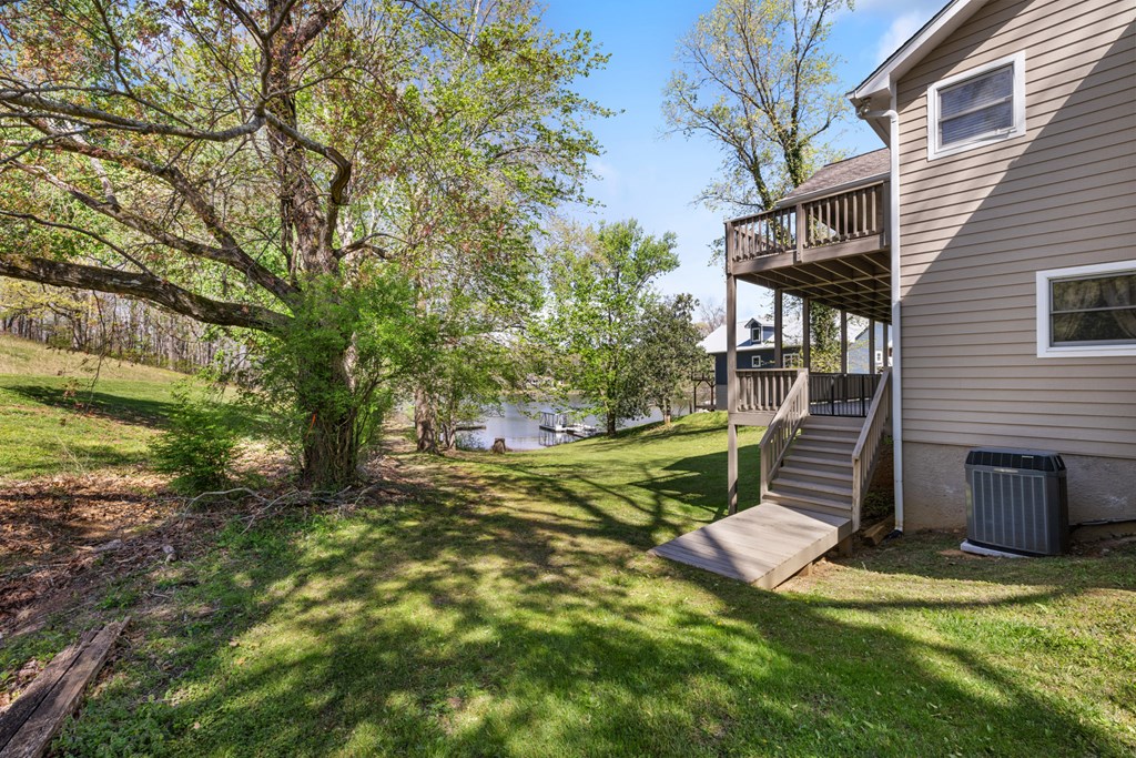 414951 Hayesville Residential