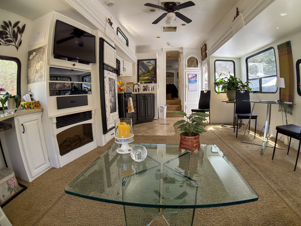 414953 Hiawassee Residential