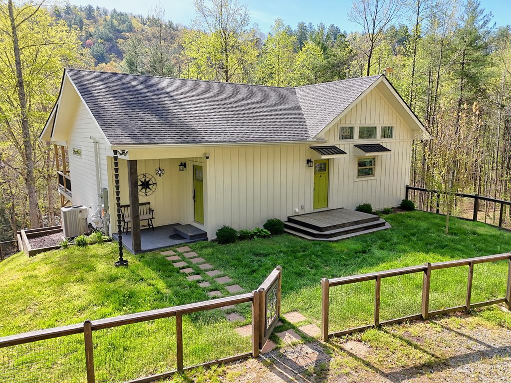 414959 Hayesville Residential