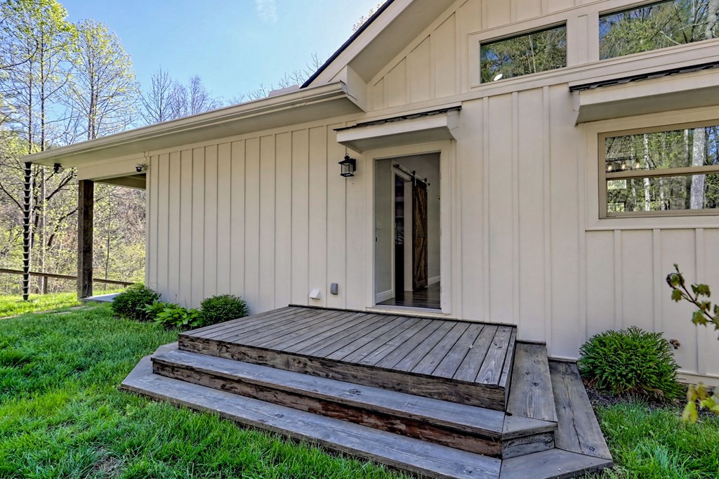414959 Hayesville Residential