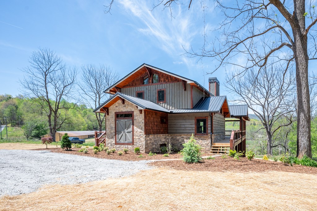 414961 Blue Ridge Residential