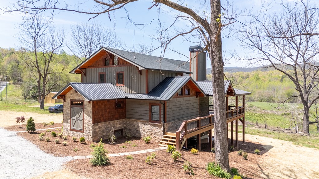 414961 Blue Ridge Residential
