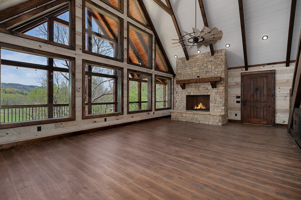 414961 Blue Ridge Residential