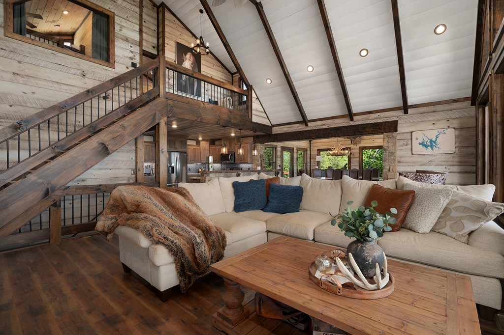 414961 Blue Ridge Residential