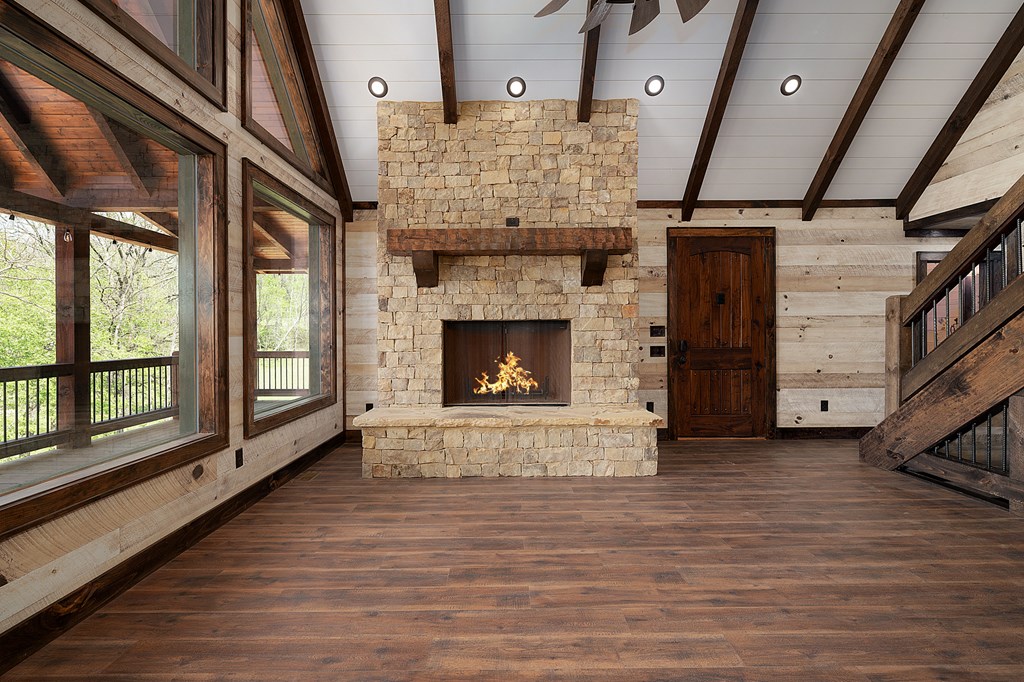 414961 Blue Ridge Residential