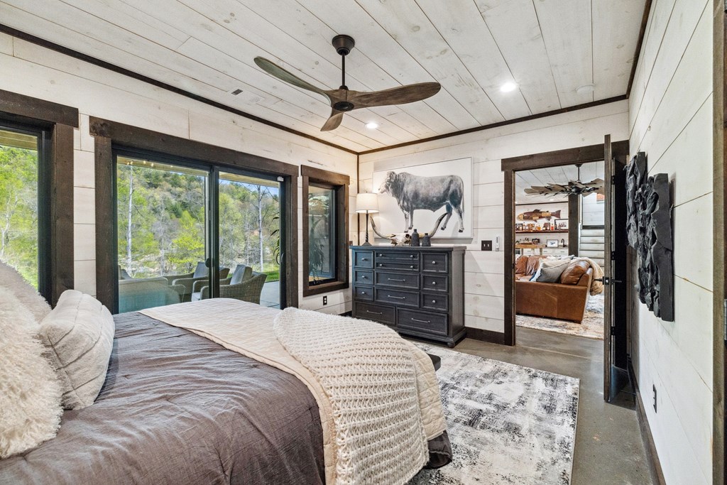 414962 Blue Ridge Residential