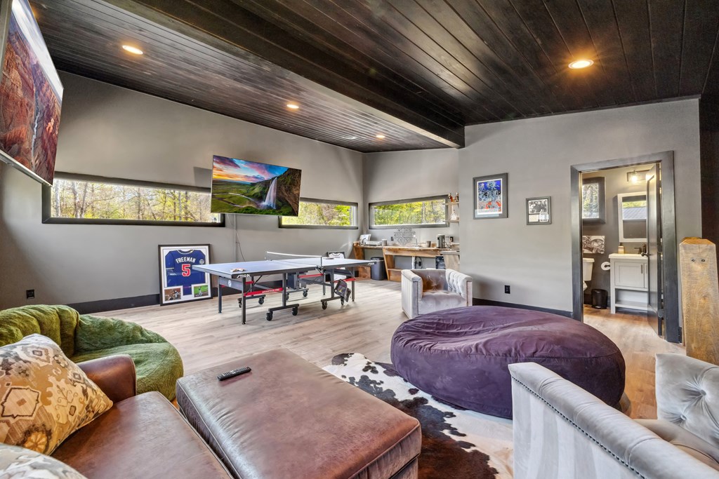 414962 Blue Ridge Residential