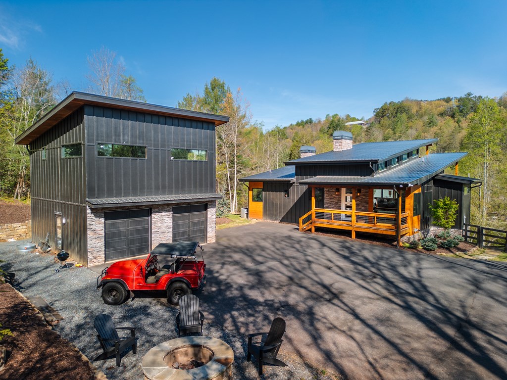 414962 Blue Ridge Residential