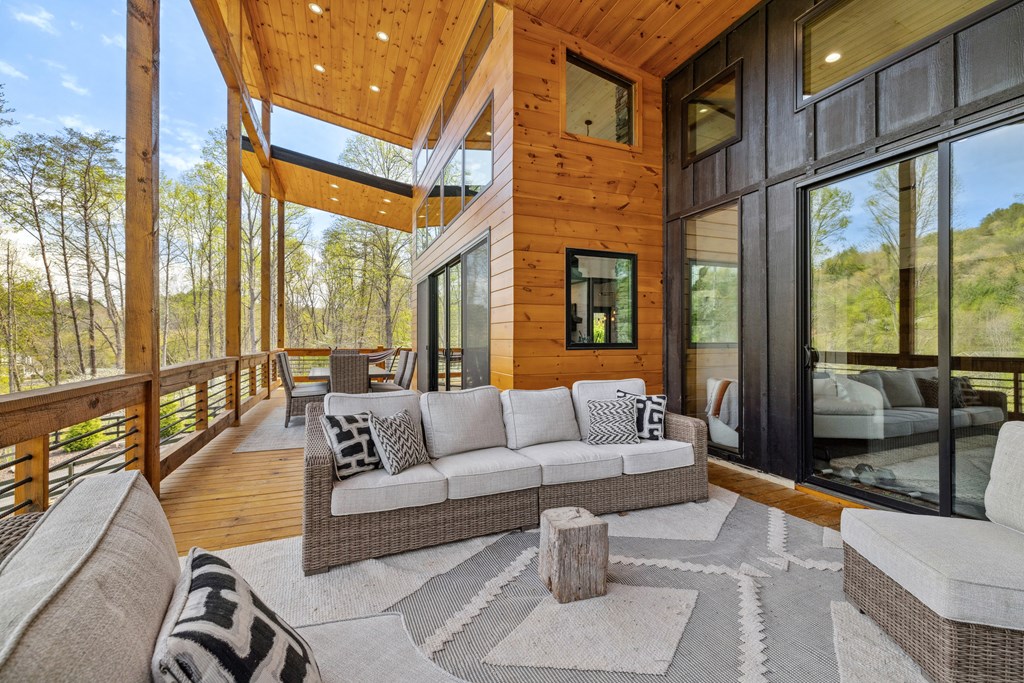 414962 Blue Ridge Residential