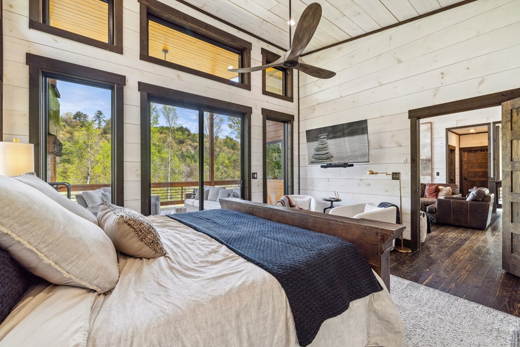 414962 Blue Ridge Residential