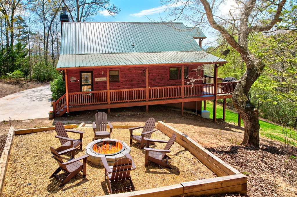 414976 Mineral Bluff Residential