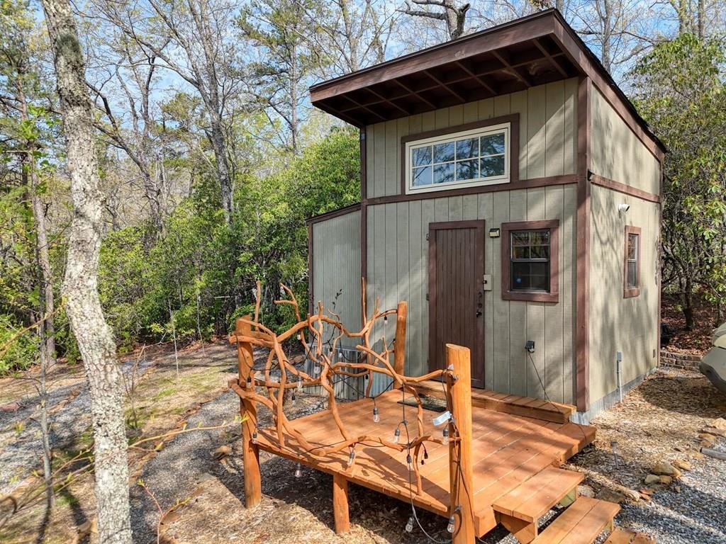 414984 Young Harris Residential