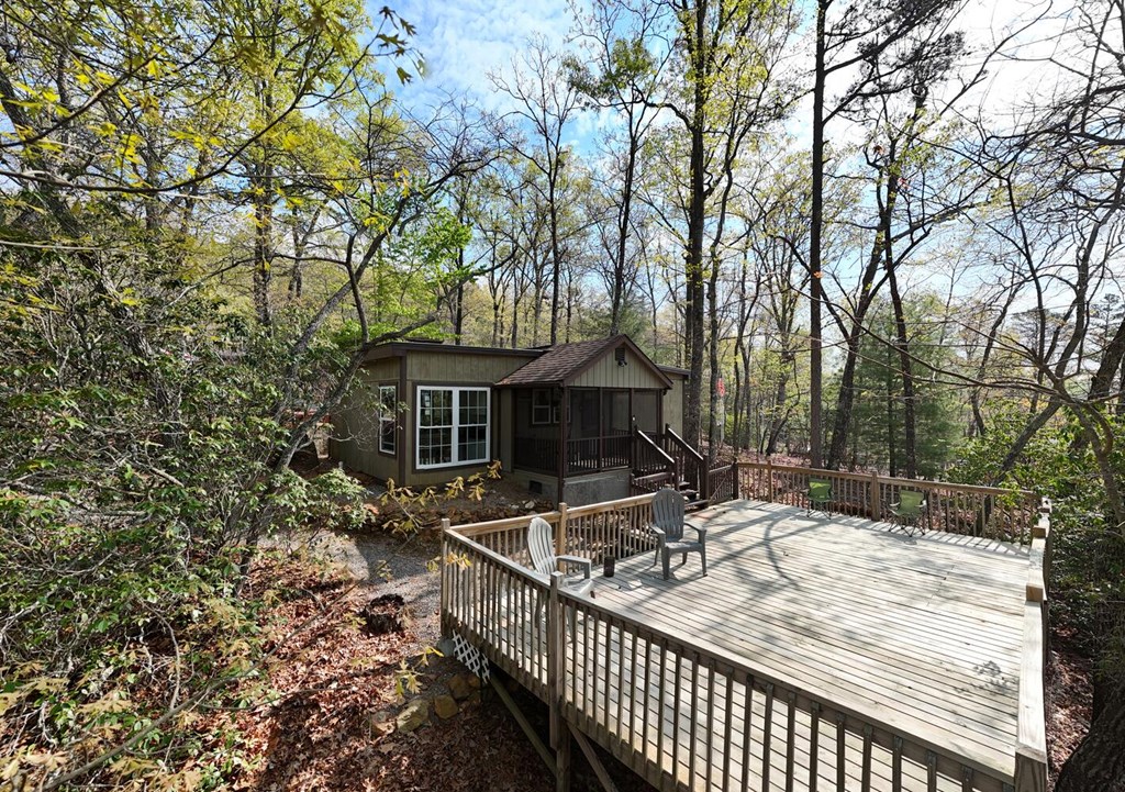 414984 Young Harris Residential