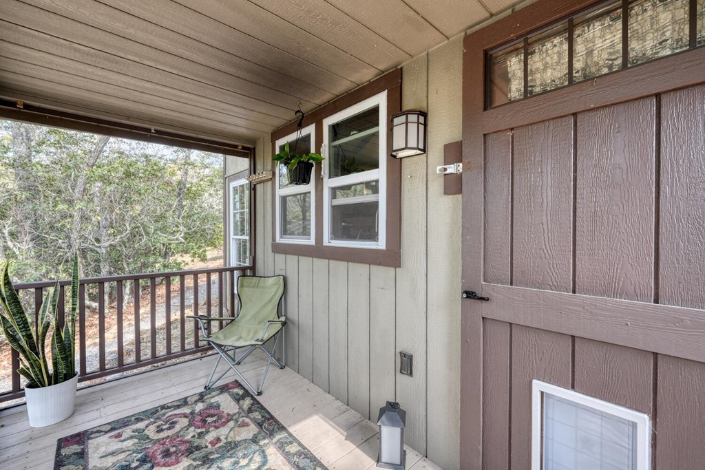 414984 Young Harris Residential