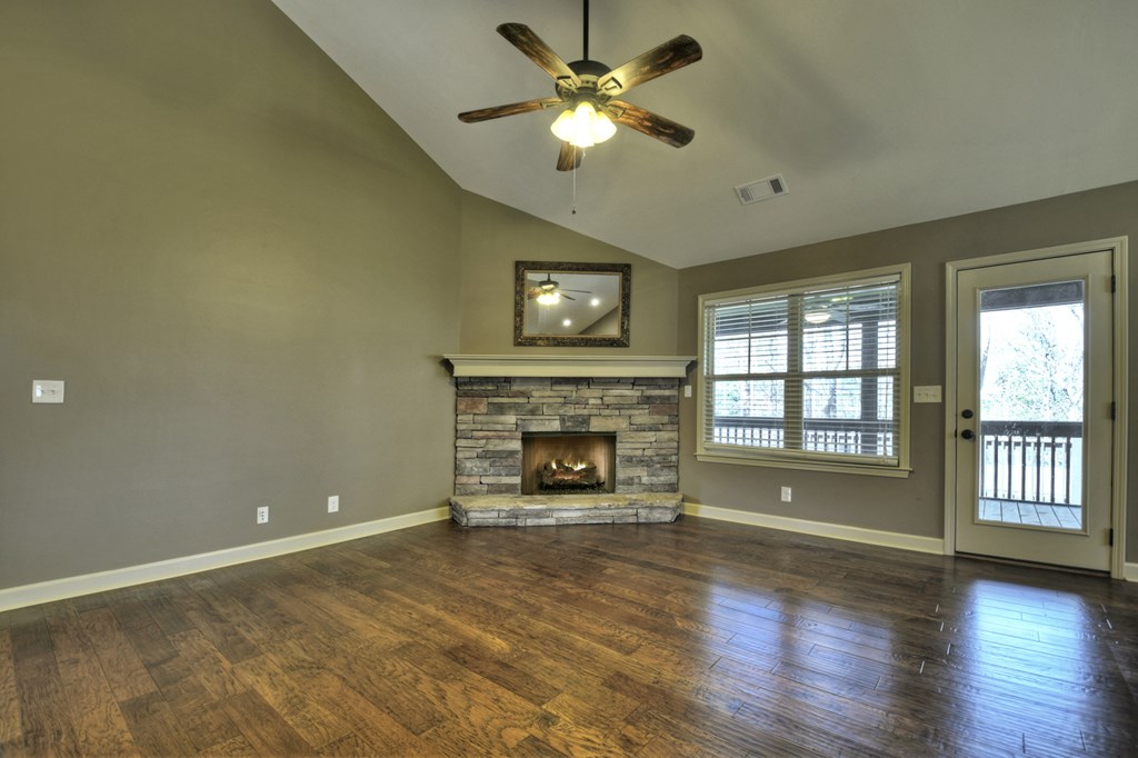 414985 Blue Ridge Residential