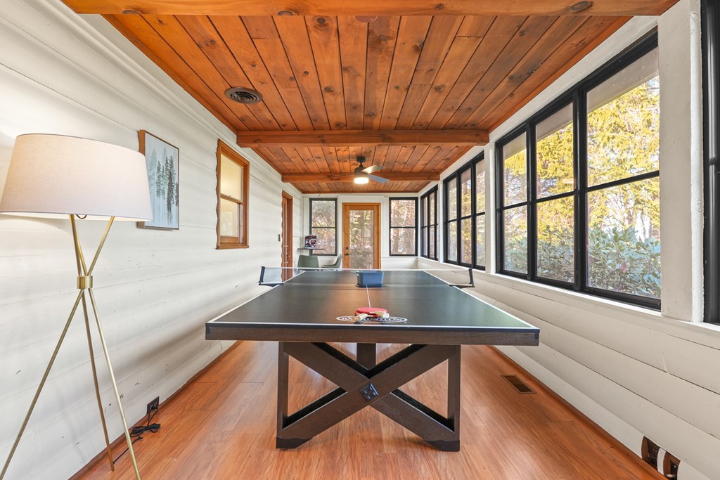 414986 Blue Ridge Residential