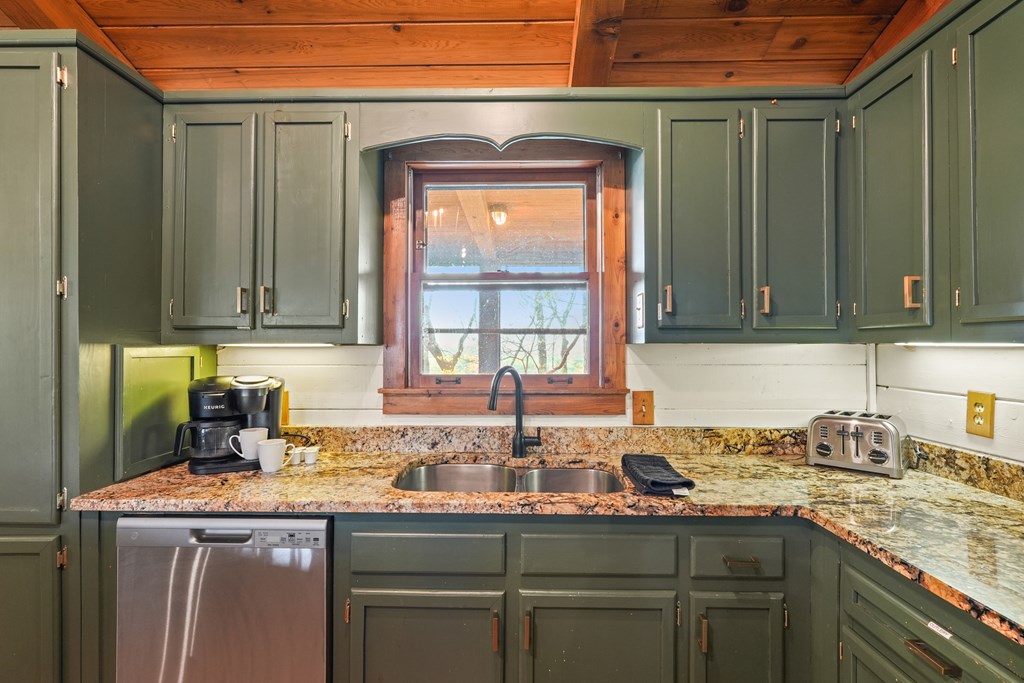 414986 Blue Ridge Residential