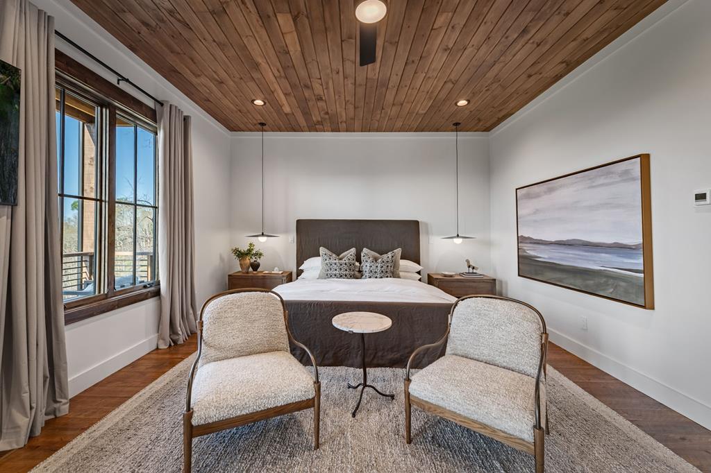 414989 Blue Ridge Residential