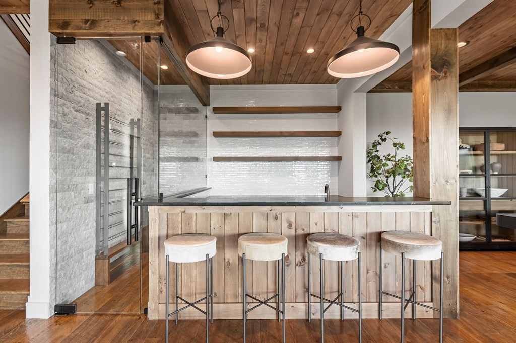 414989 Blue Ridge Residential