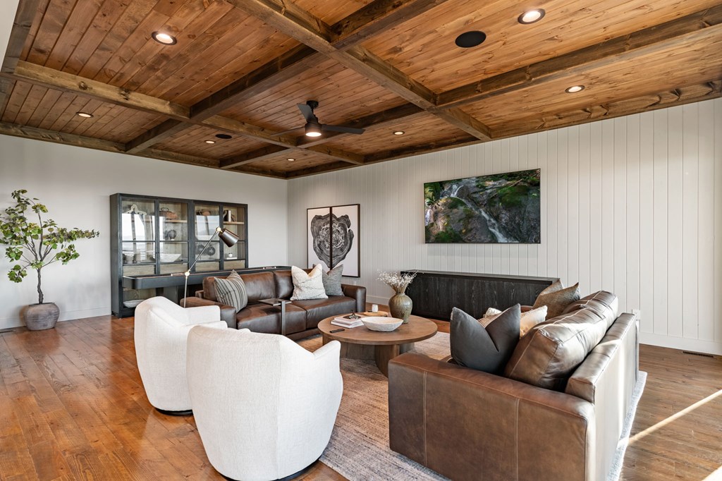 414989 Blue Ridge Residential