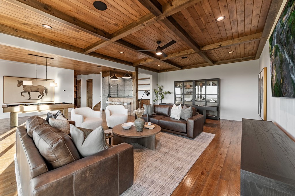 414989 Blue Ridge Residential