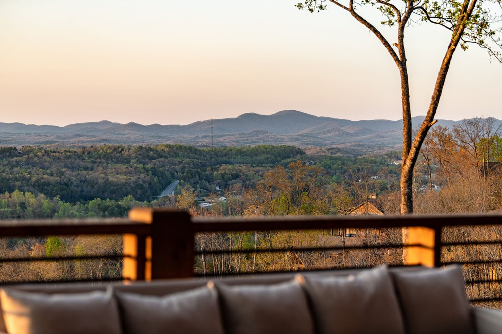 414989 Blue Ridge Residential