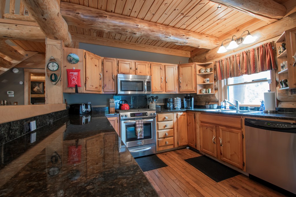 414990 Robbinsville Residential