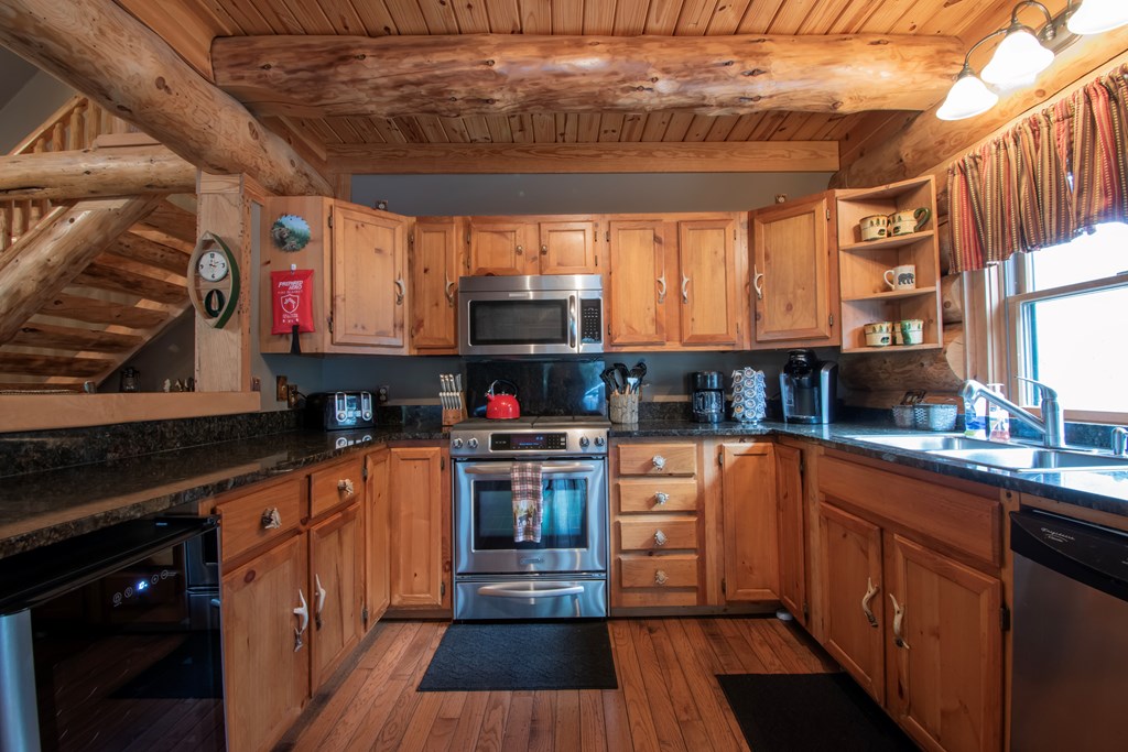 414990 Robbinsville Residential