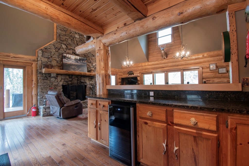 414990 Robbinsville Residential