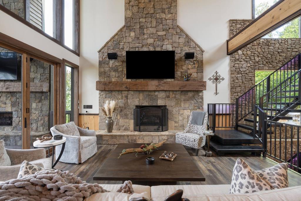 414995 Blue Ridge Residential