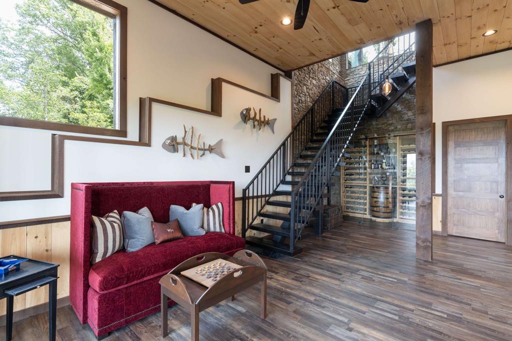 414995 Blue Ridge Residential