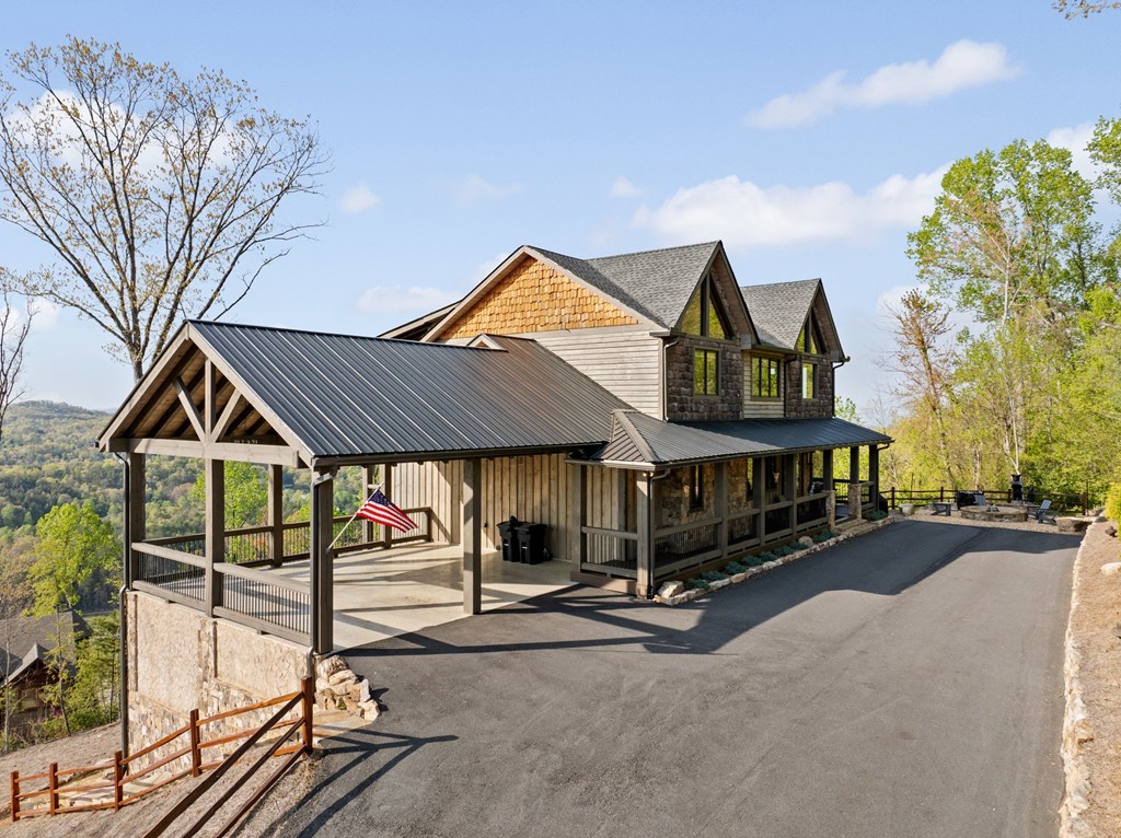 414995 Blue Ridge Residential