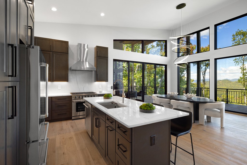 414999 Morganton Residential